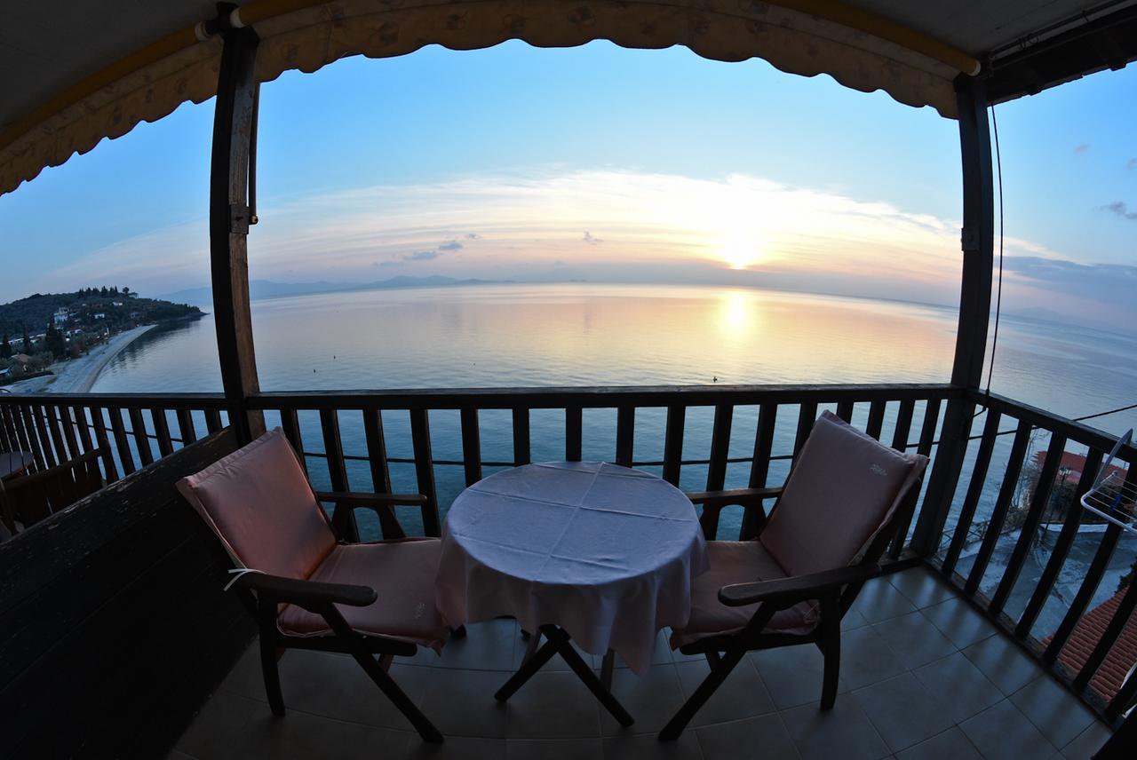 Maistrali Hotel Áfissos Buitenkant foto