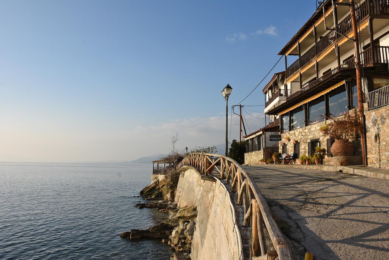 Maistrali Hotel Áfissos Buitenkant foto