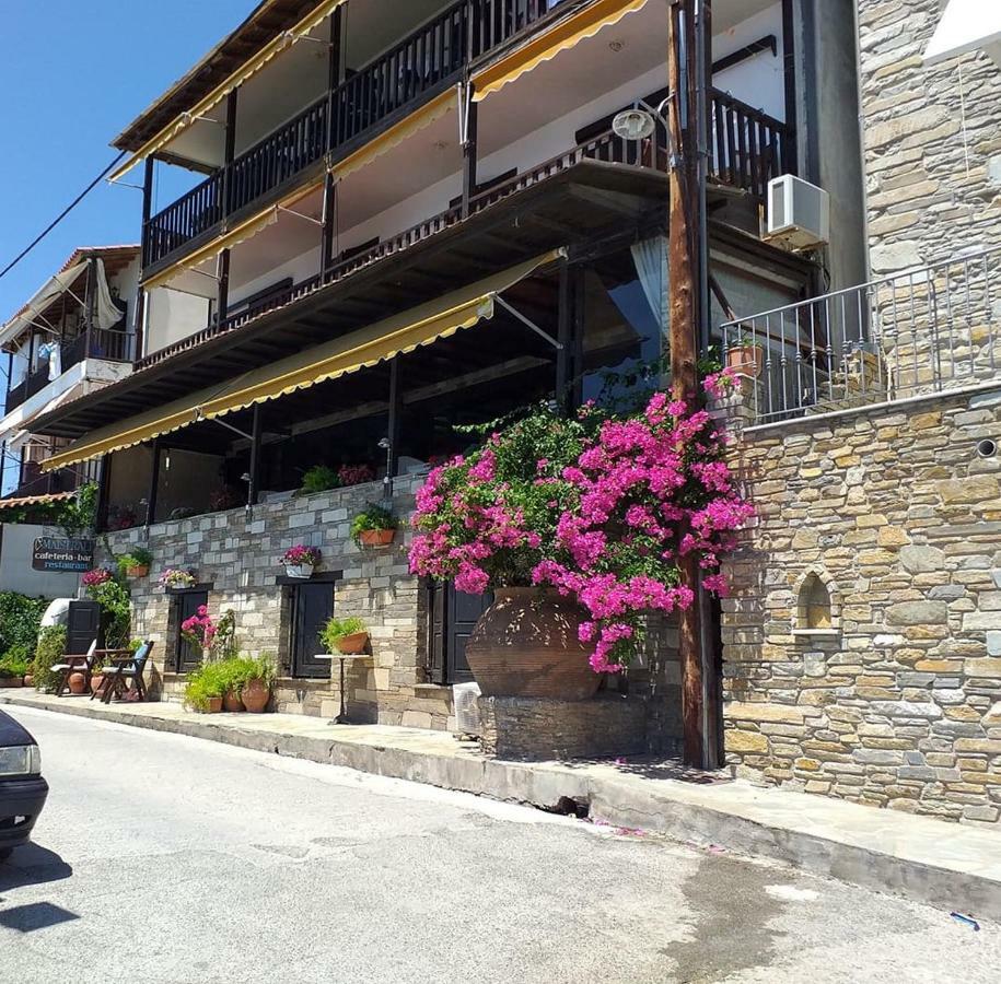 Maistrali Hotel Áfissos Buitenkant foto